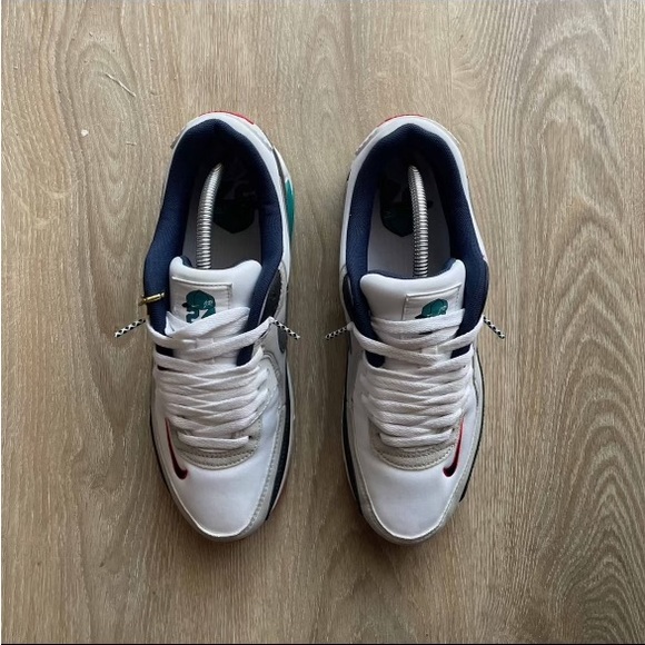 SOLD - KEN GRIFFEY JR. x AIR MAX 90 ‘BACKWARDS CAP’ - Picture 5 of 8